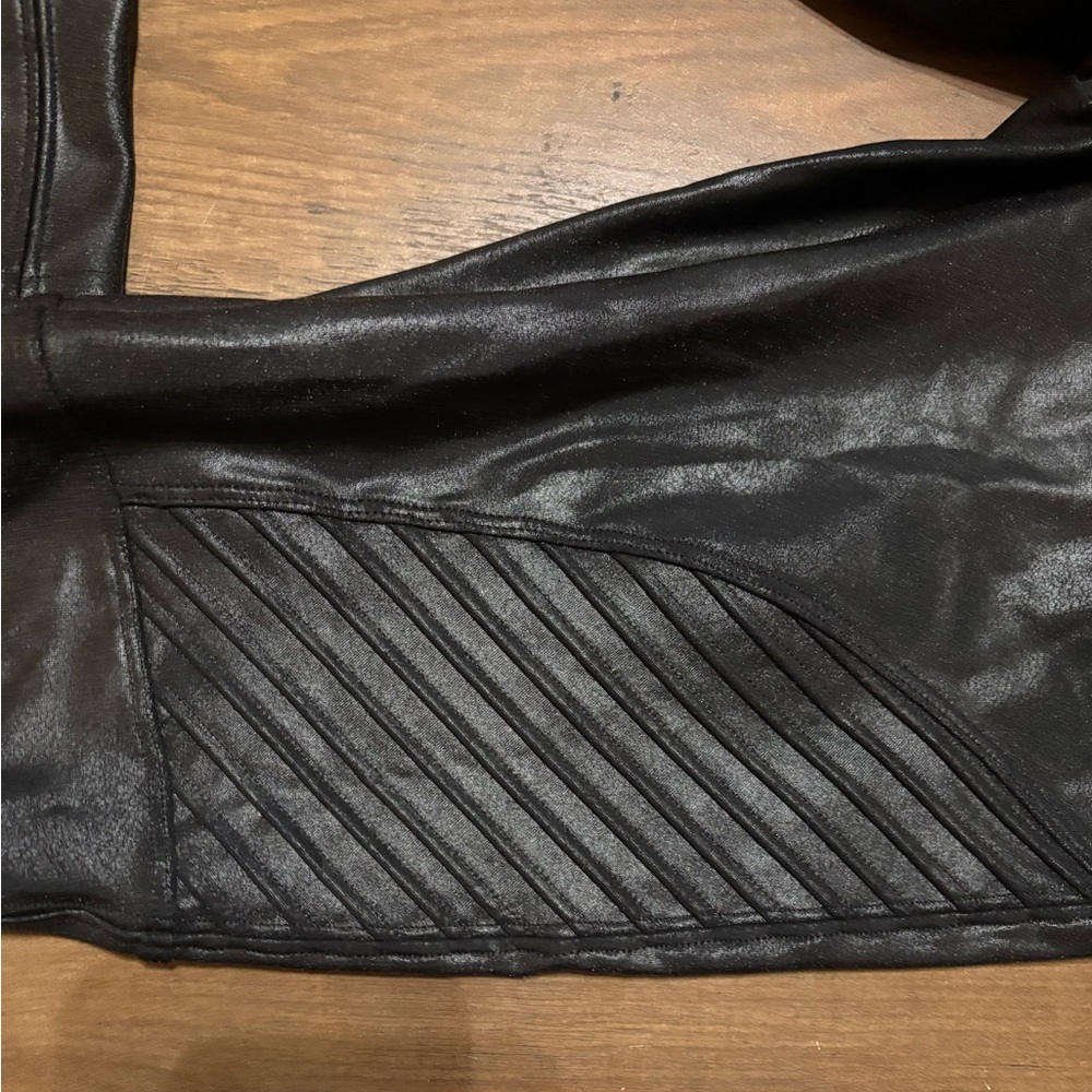 SPANX Black Shiny Leggings - Picture 3 of 5